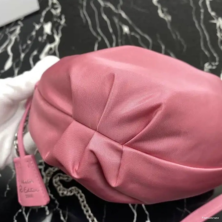 Fashionrepsfam ru 206B570027 Prada Bags 0706